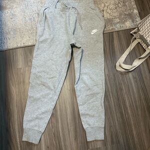 Women nike tech pants